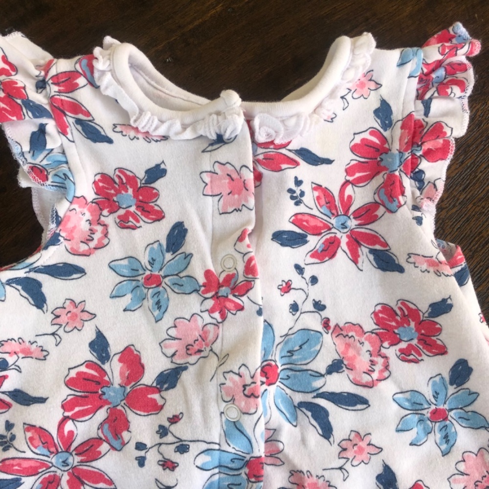 Flower Ruffle Romper - Picture 2 of 4